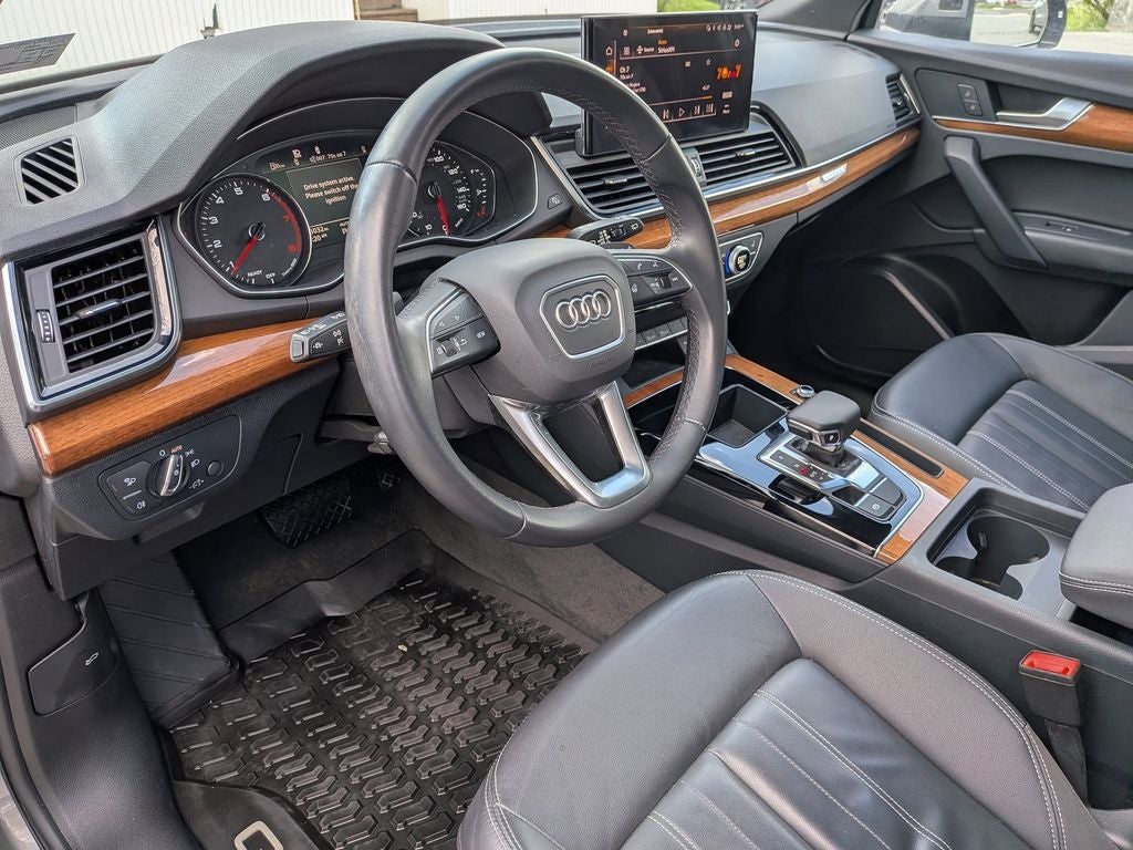 2023 Audi Q5 45 S line Premium quattro