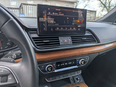 2023 Audi Q5 45 S line Premium quattro