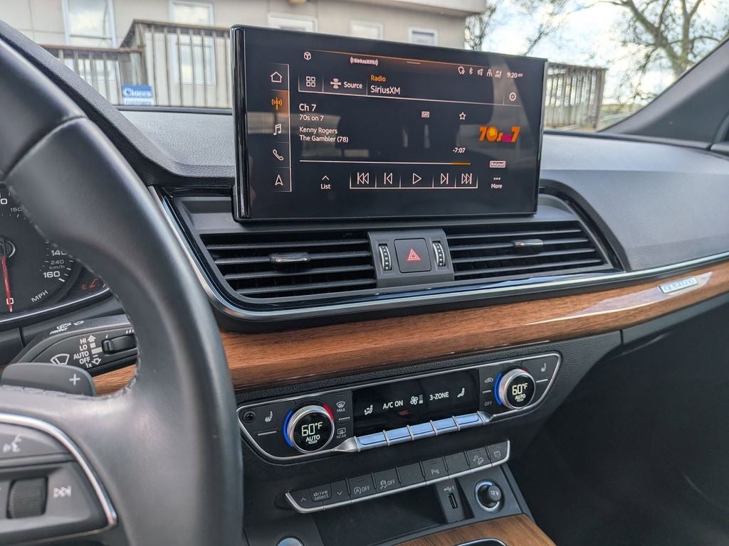 2023 Audi Q5 45 S line Premium quattro