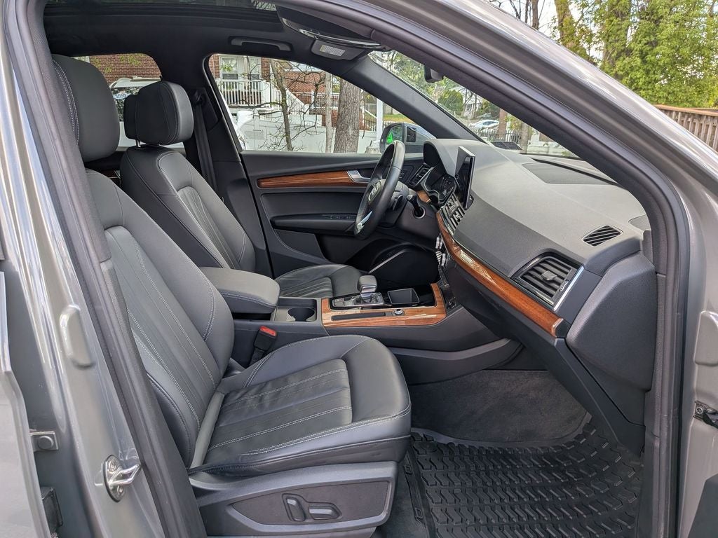 2023 Audi Q5 45 S line Premium quattro