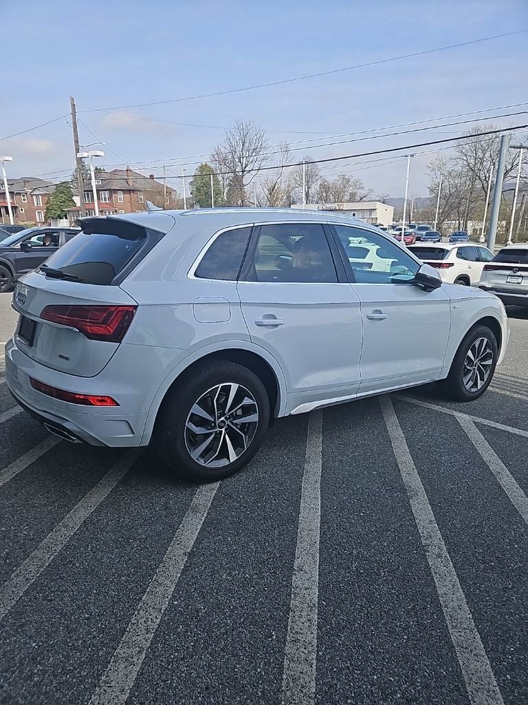 2022 Audi Q5 45 S line Premium quattro