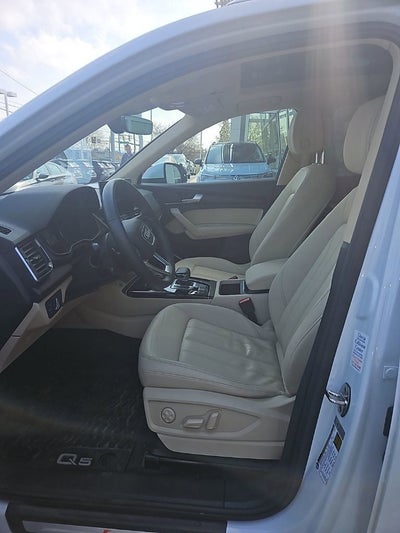 2022 Audi Q5 45 S line Premium quattro