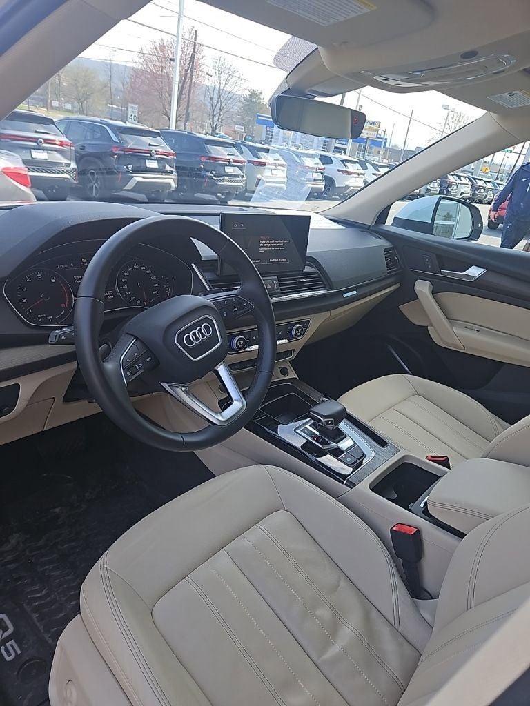 2022 Audi Q5 45 S line Premium quattro