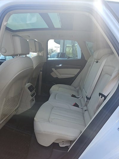 2022 Audi Q5 45 S line Premium quattro