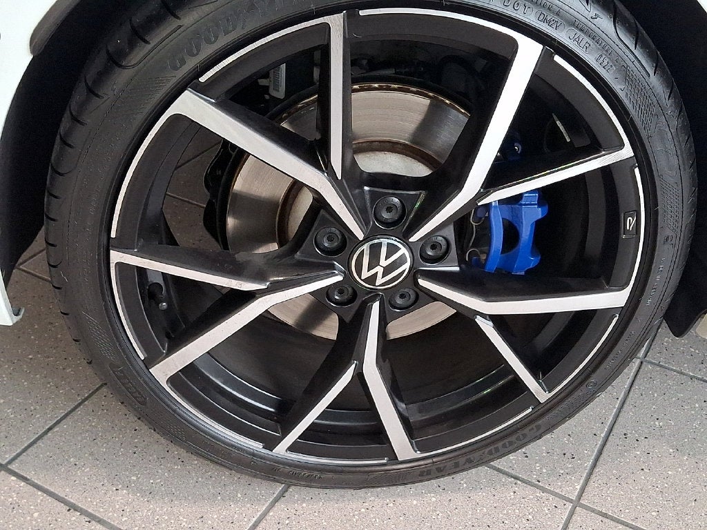 2022 Volkswagen Golf R 2.0T