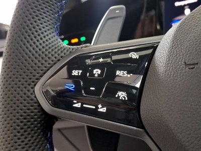 2022 Volkswagen Golf R 2.0T