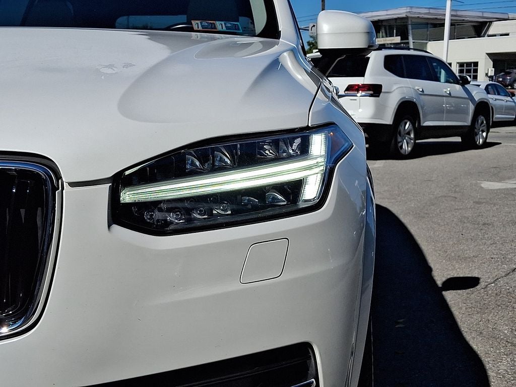 2019 Volvo XC90 T6 Momentum