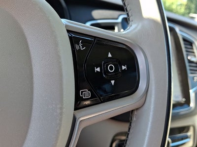 2019 Volvo XC90 T6 Momentum