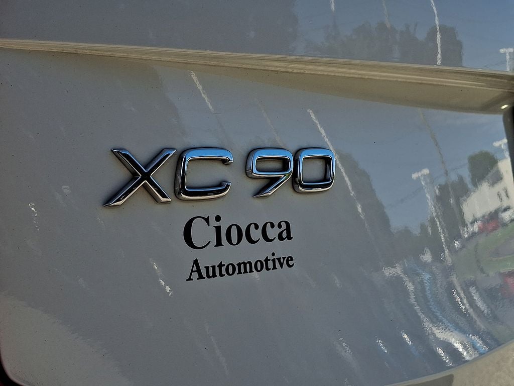 2019 Volvo XC90 T6 Momentum