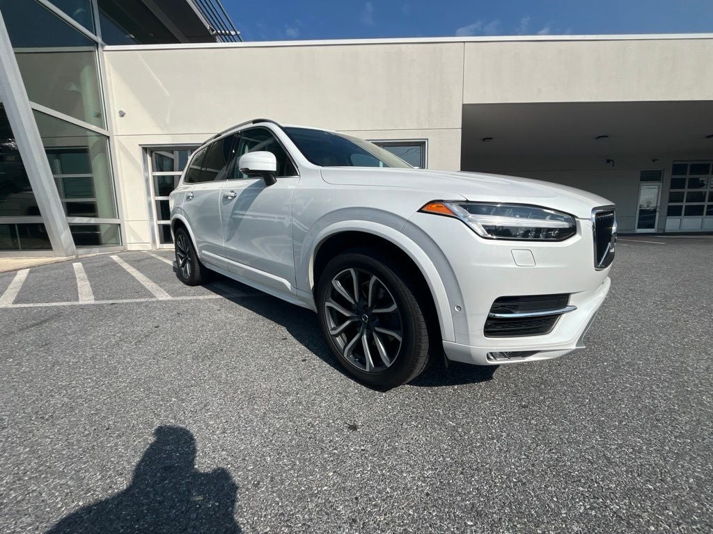 2019 Volvo XC90 T6 Momentum