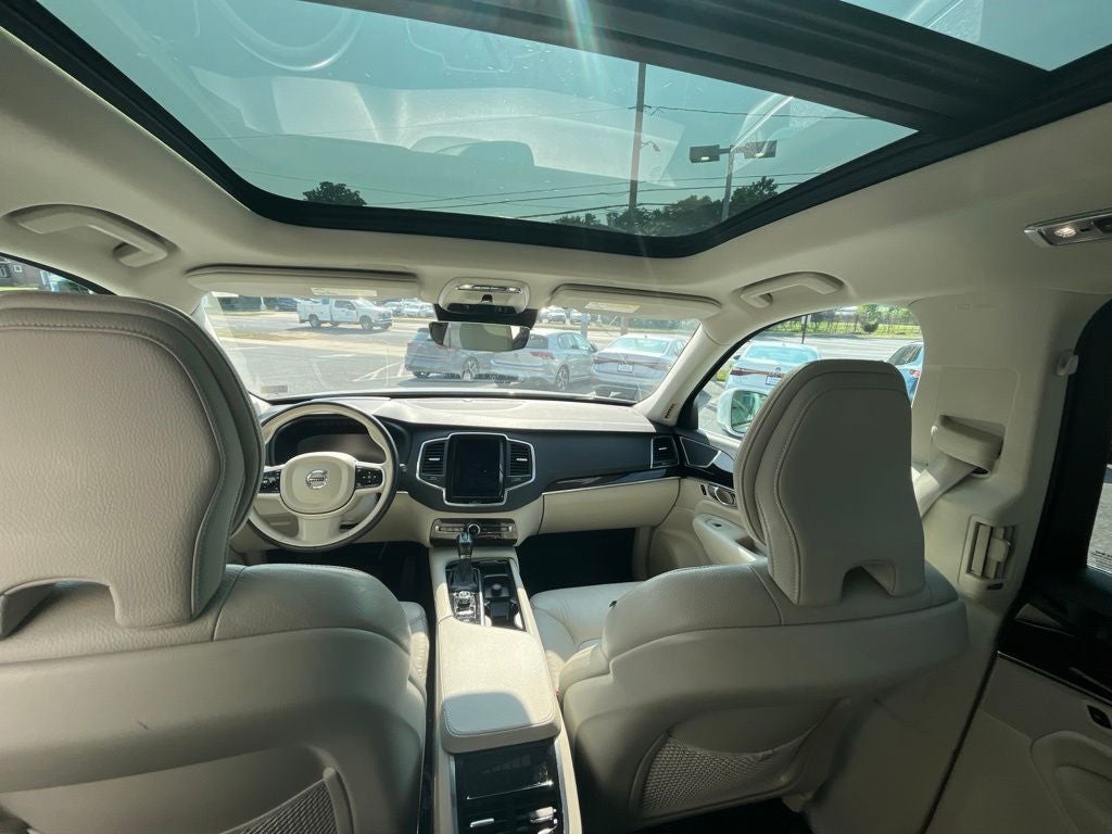 2019 Volvo XC90 T6 Momentum