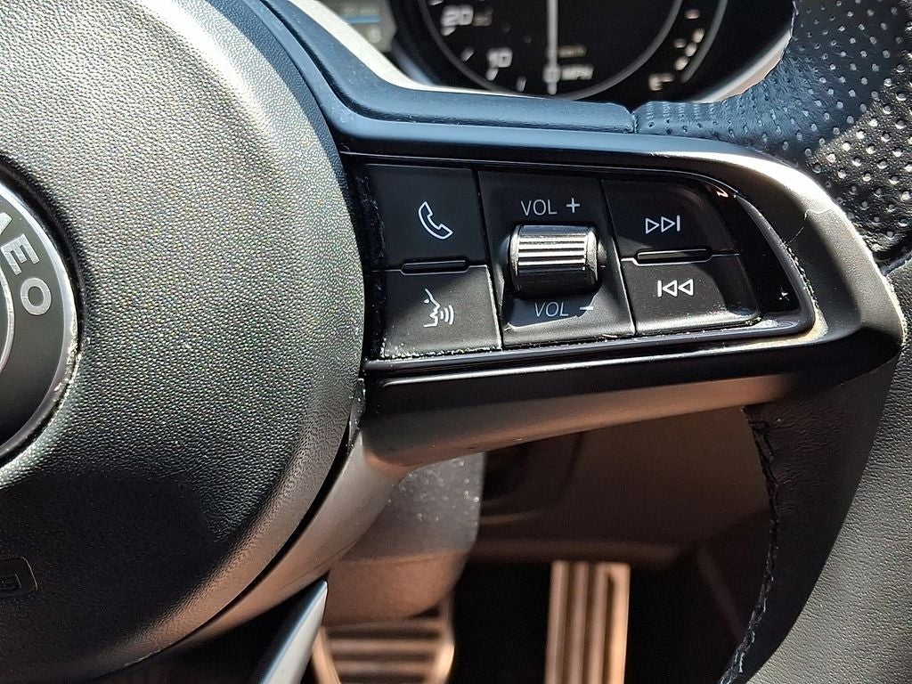 2023 Alfa Romeo Stelvio Ti