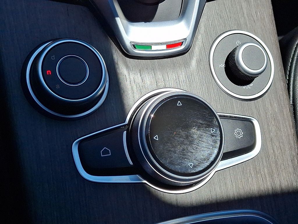 2023 Alfa Romeo Stelvio Ti
