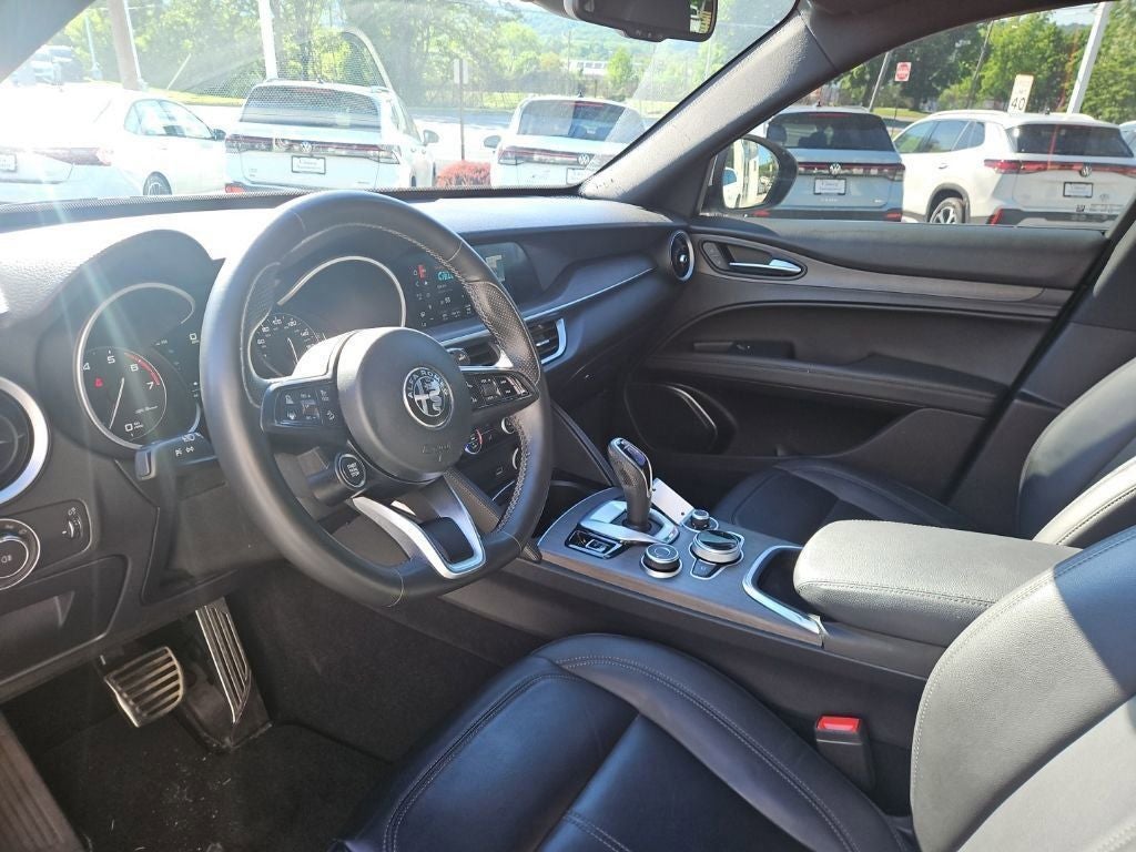 2023 Alfa Romeo Stelvio Ti