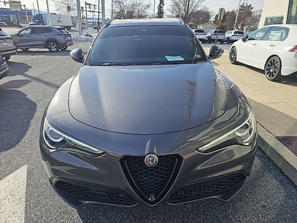 2023 Alfa Romeo Stelvio Veloce