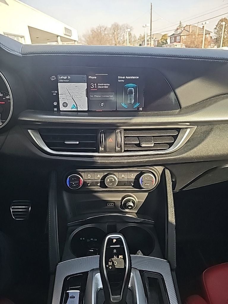 2023 Alfa Romeo Stelvio Veloce