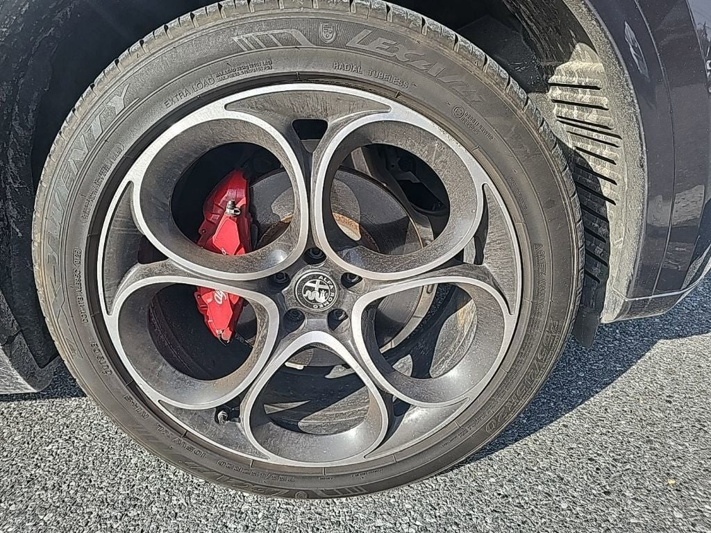 2023 Alfa Romeo Stelvio Veloce