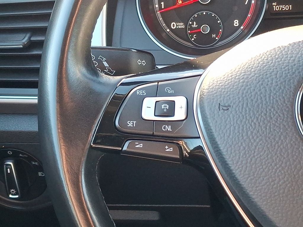 2018 Volkswagen Atlas 2.0T SE w/Technology