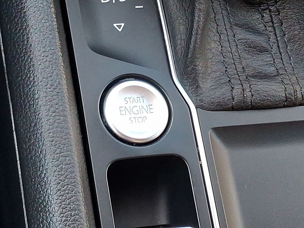 2018 Volkswagen Atlas 2.0T SE w/Technology