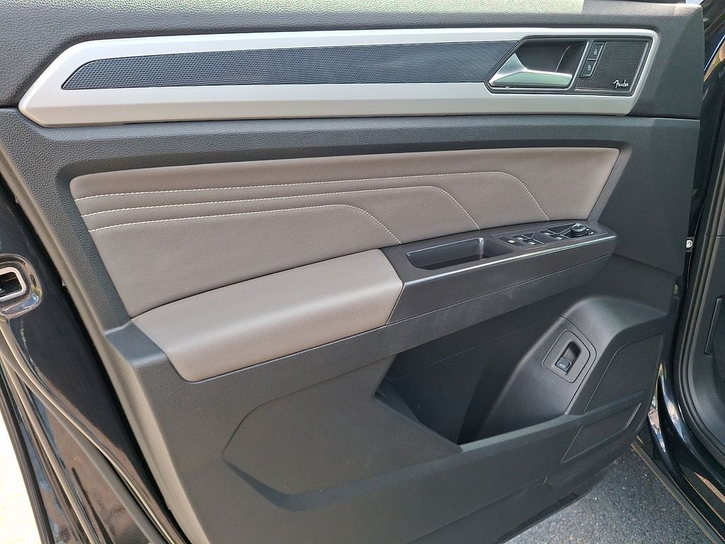 2023 Volkswagen Atlas 3.6L V6 SEL Premium R-Line