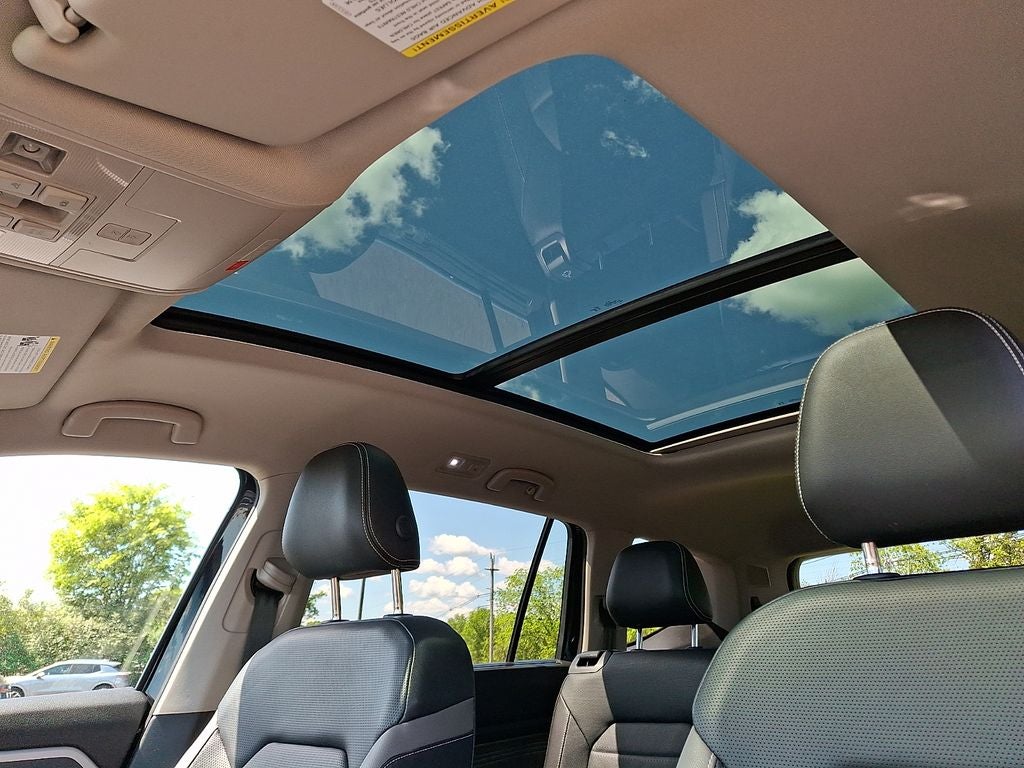 2023 Volkswagen Atlas 3.6L V6 SEL Premium R-Line