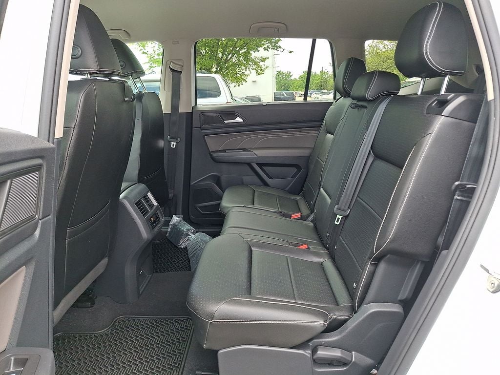2023 Volkswagen Atlas 2.0T SE w/Technology