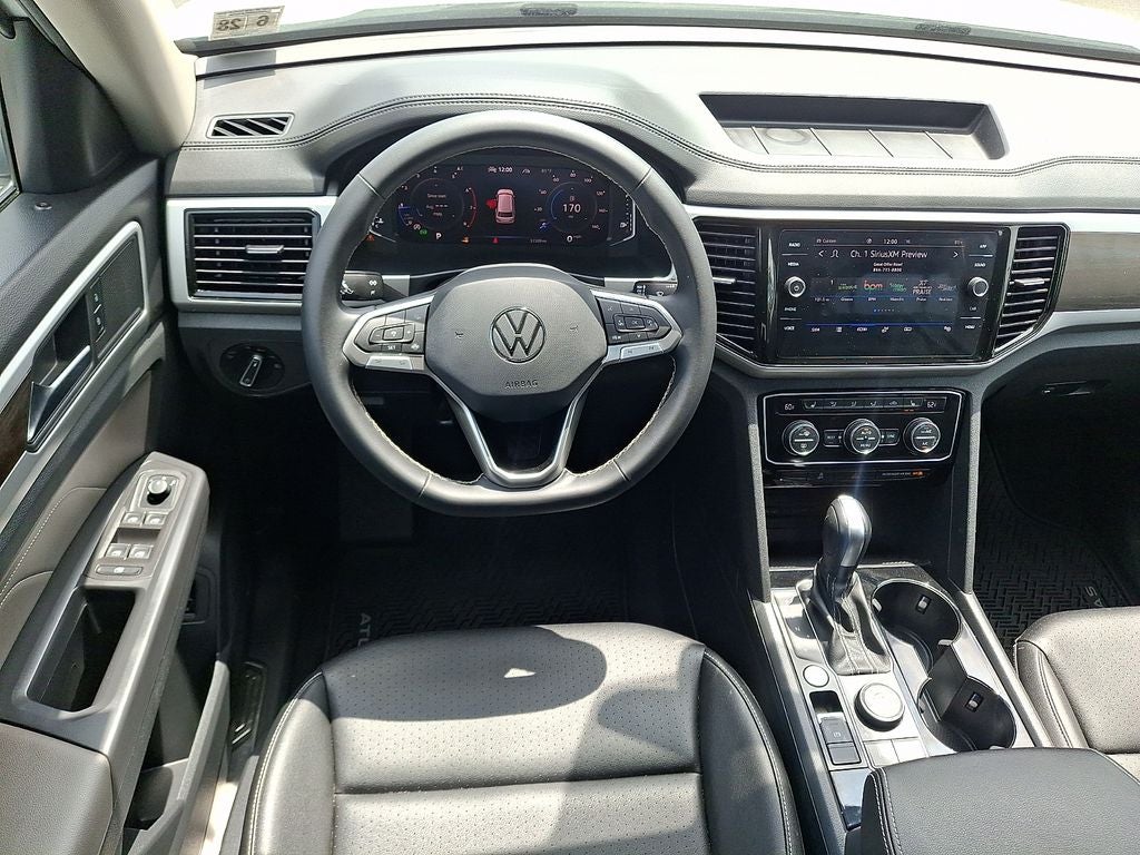 2023 Volkswagen Atlas 2.0T SE w/Technology
