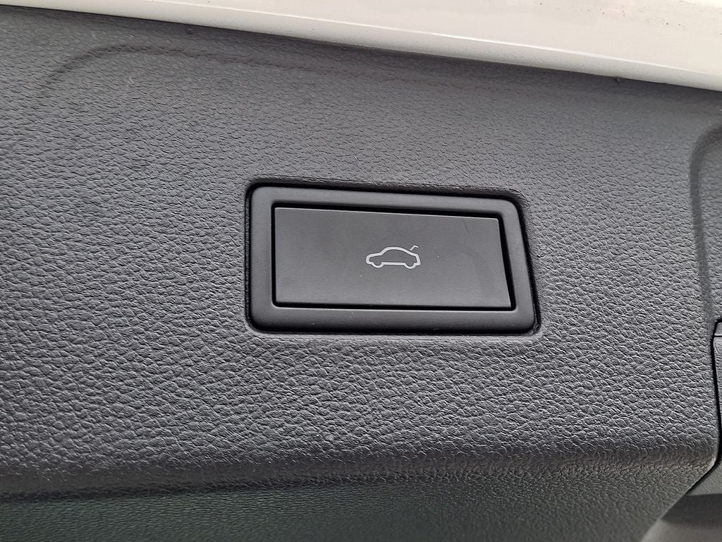 2023 Volkswagen Atlas 2.0T SE w/Technology