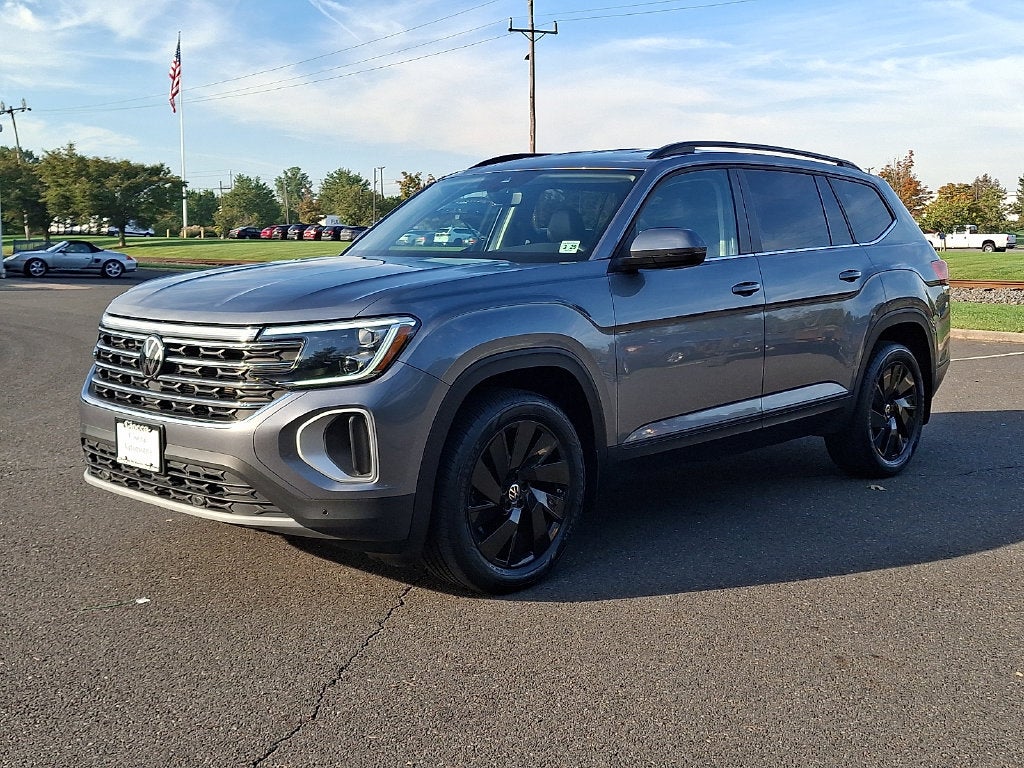 2024 Volkswagen Atlas 2.0T SE w/Technology