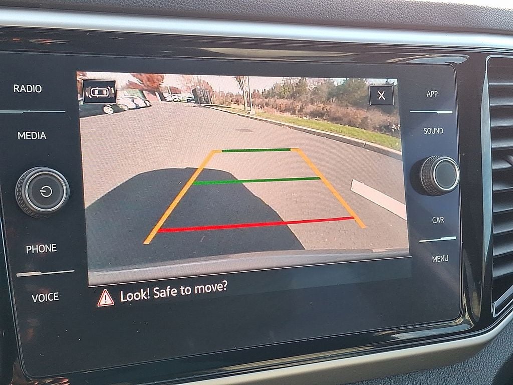 2022 Volkswagen Atlas Cross Sport 3.6L V6 SE w/Technology