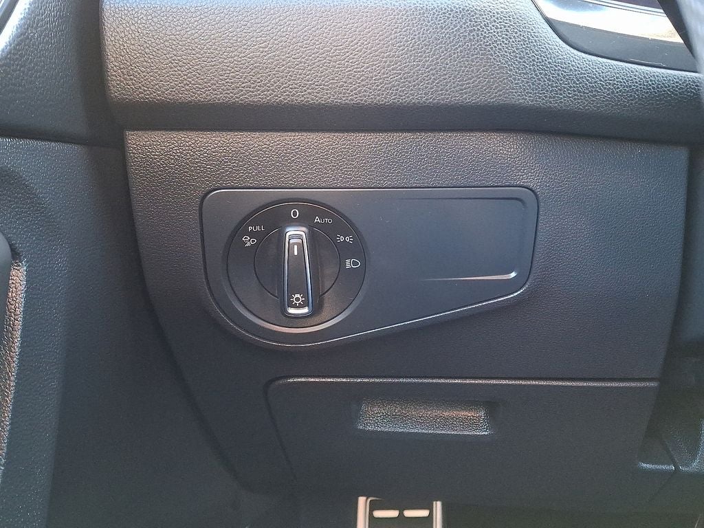 2022 Volkswagen Tiguan 2.0T SEL R-Line