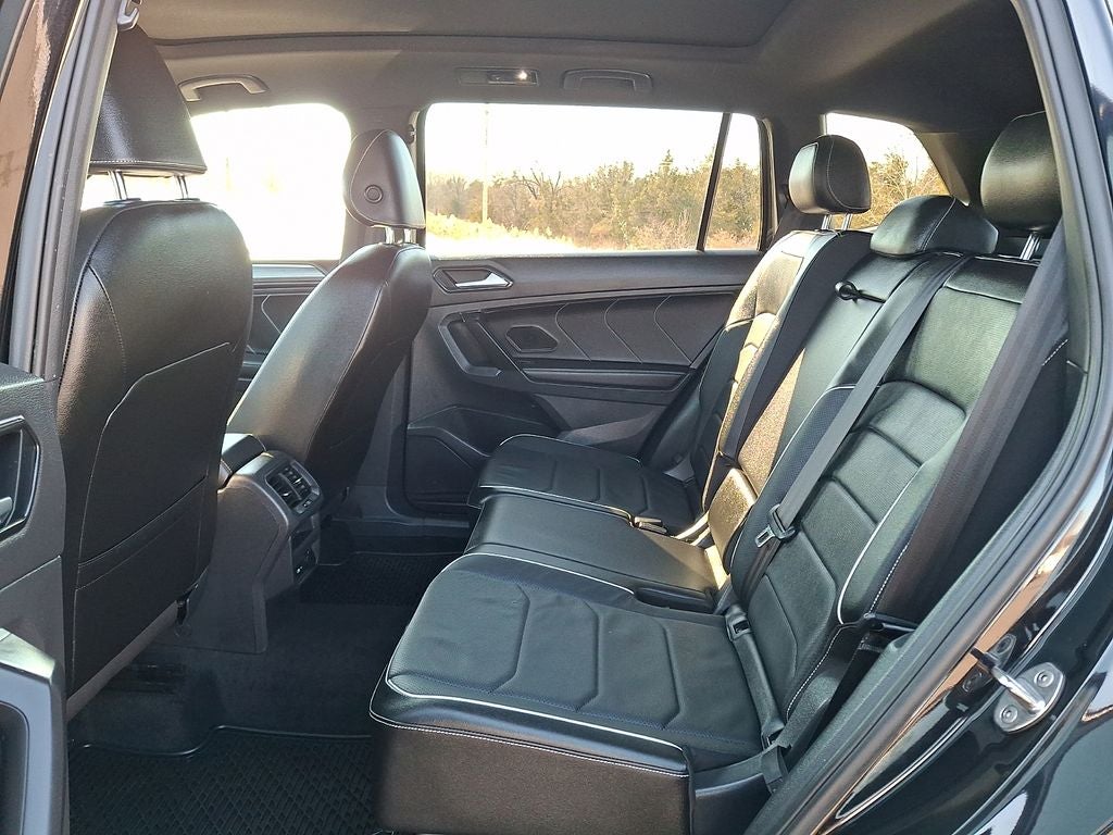 2022 Volkswagen Tiguan 2.0T SEL R-Line