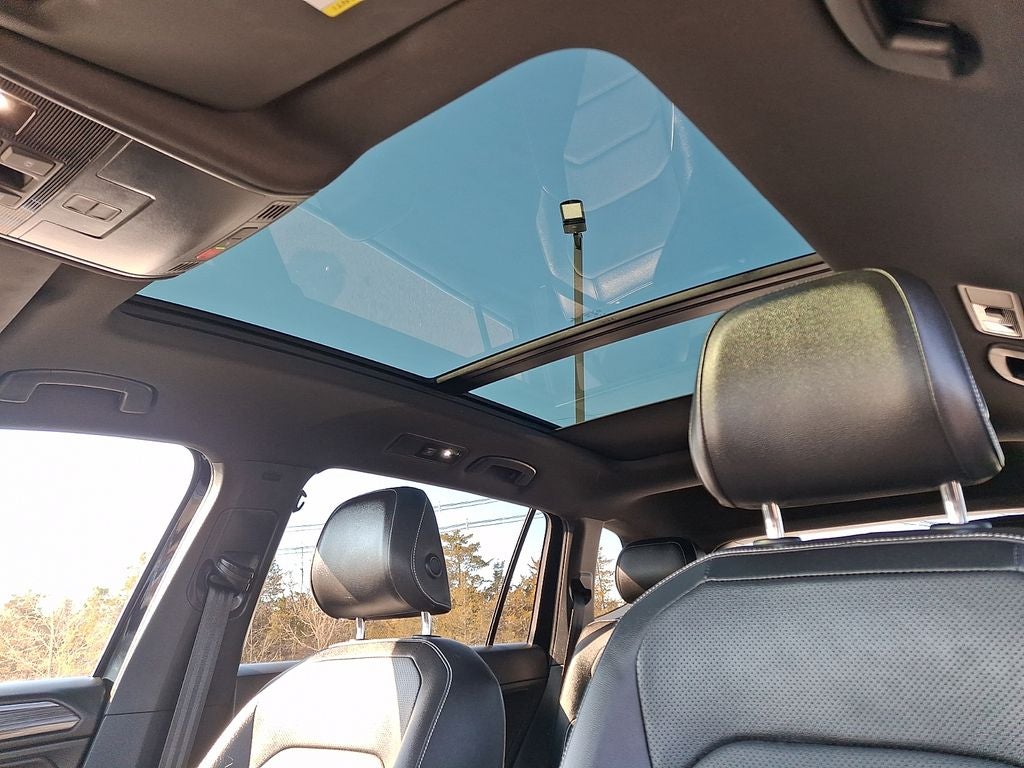 2022 Volkswagen Tiguan 2.0T SEL R-Line