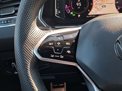 2022 Volkswagen Tiguan 2.0T SEL R-Line