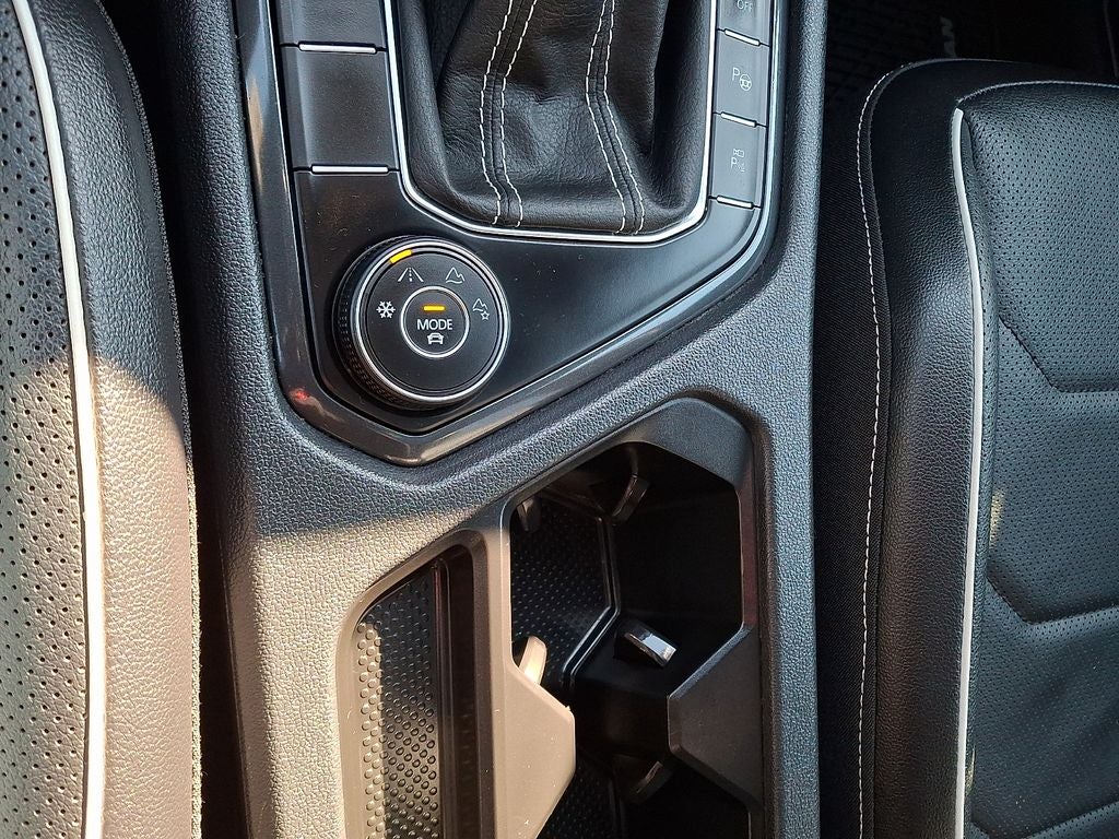 2022 Volkswagen Tiguan 2.0T SEL R-Line