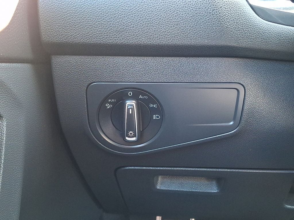 2022 Volkswagen Tiguan 2.0T SEL R-Line