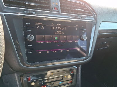 2022 Volkswagen Tiguan 2.0T SEL R-Line