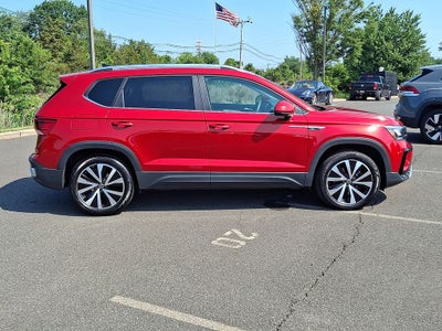 2023 Volkswagen Taos 1.5T SE