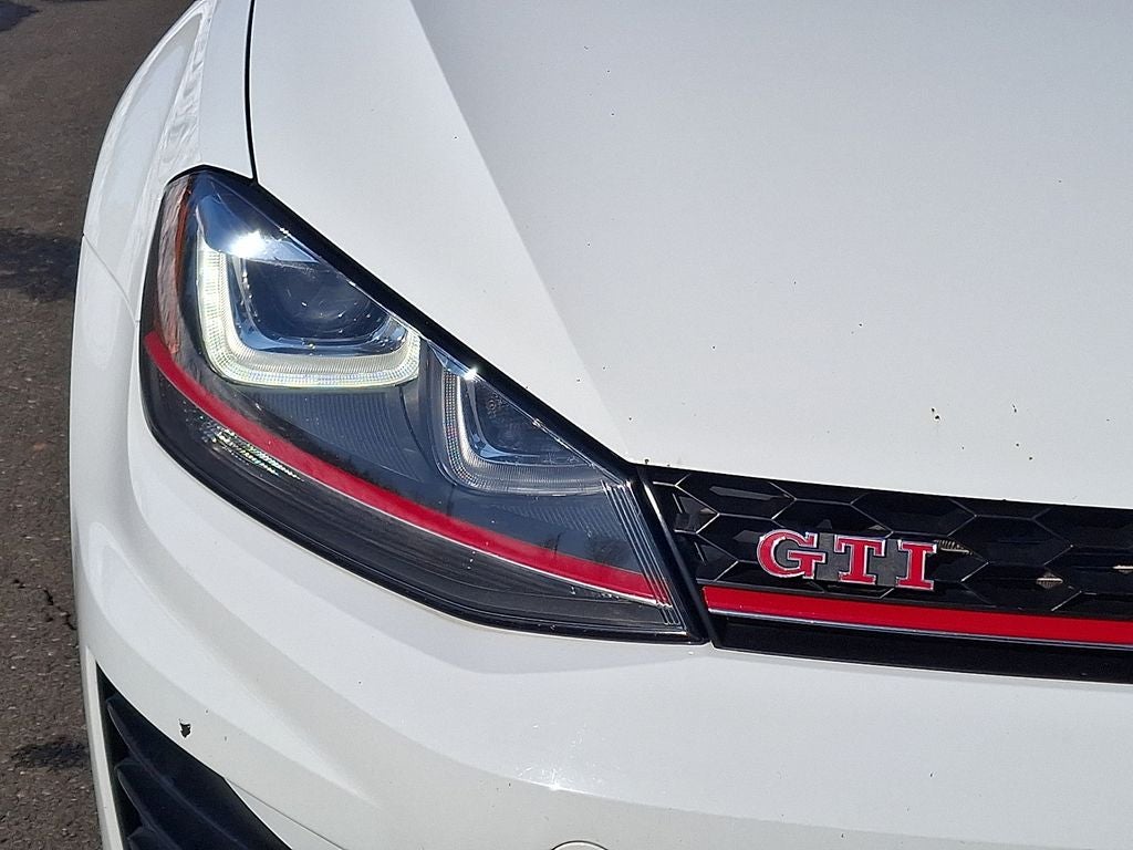 2017 Volkswagen Golf GTI SE
