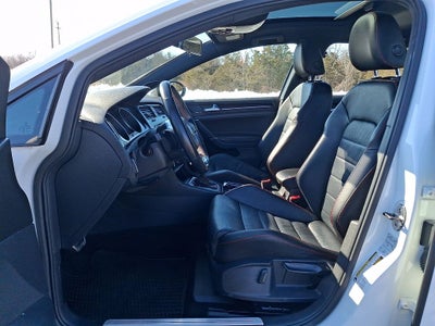 2017 Volkswagen Golf GTI SE