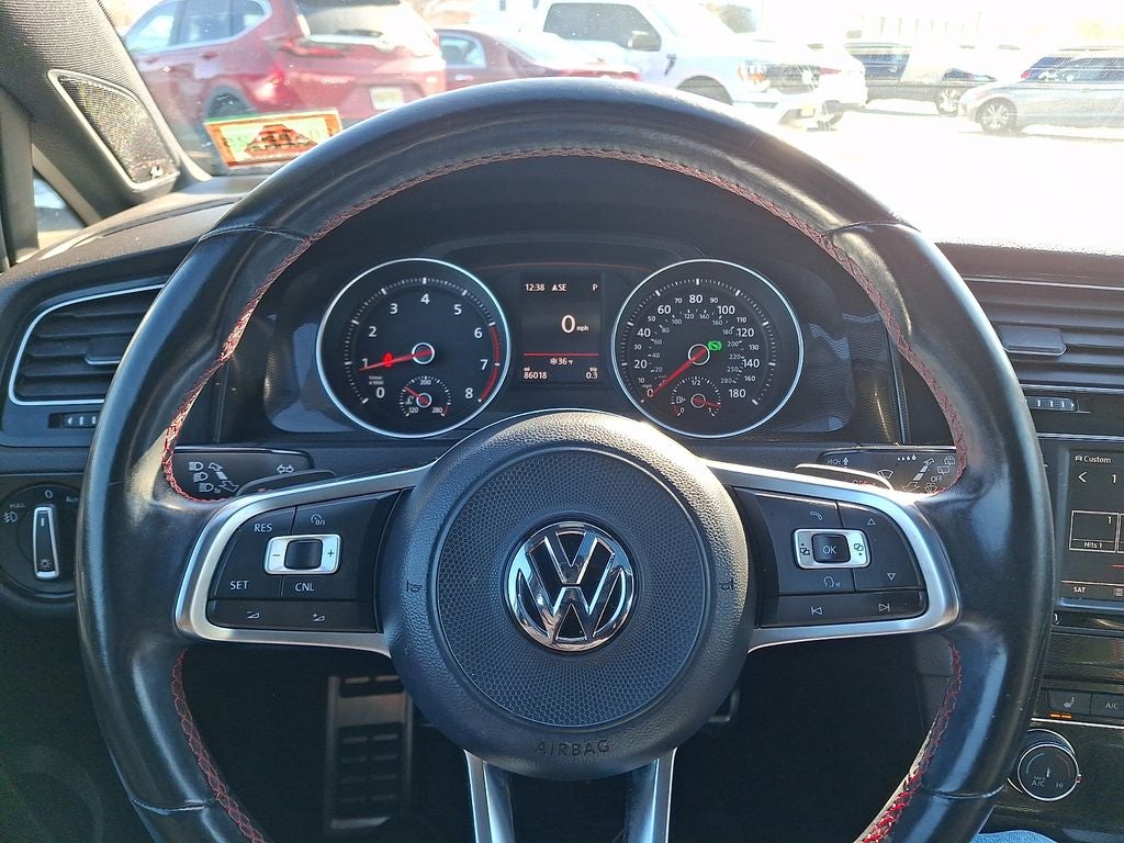 2017 Volkswagen Golf GTI SE
