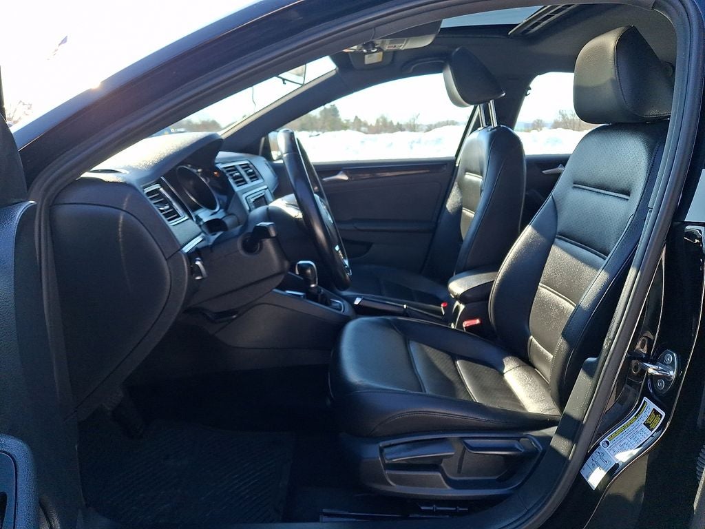 2018 Volkswagen Jetta 1.8T SE Sport